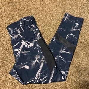FashionNova Black Marble Leggings Size L